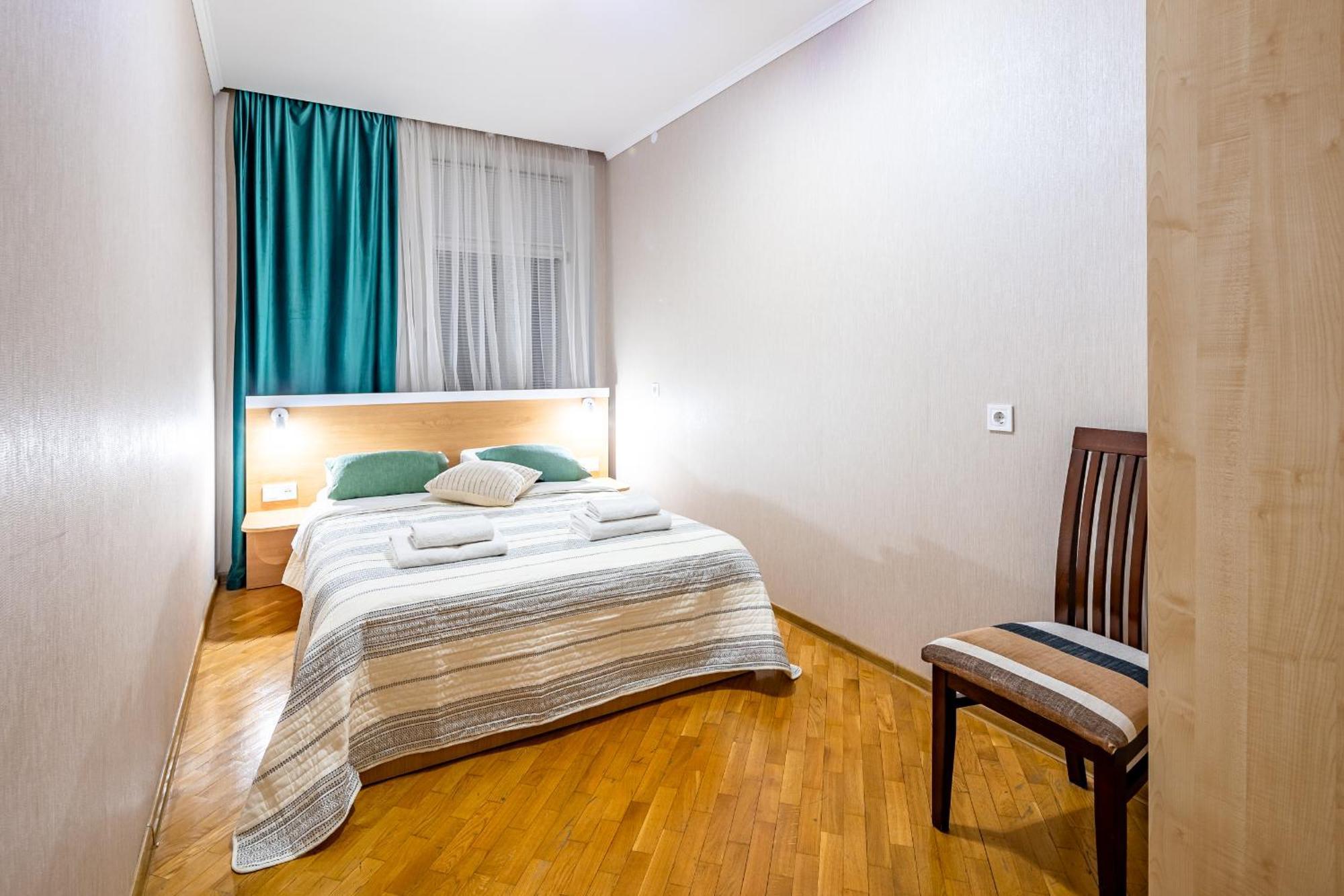 Just Another Comfy Apartment On The Main Squere. 2 Bedrooms, Own Heating, Ac Lviv Bagian luar foto